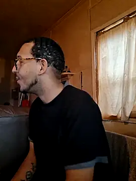 ThrowedWorldWide online show from 12.02.25