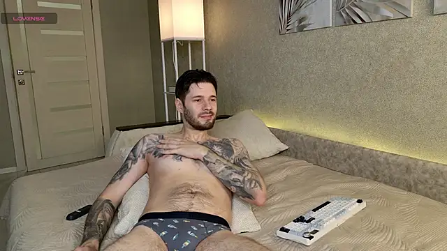 coupleeyess online show from 04.04.26