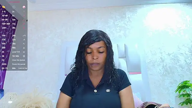 Snapshot of Layla_lell chatting on 04.11.26 Layla lell online show from 04.11.26