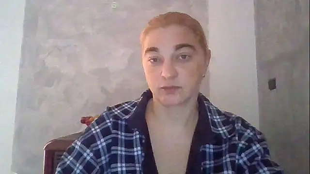 Snapshot of GoldenAngelMilf chatting on 01.10.26 GoldenAngelMilf online show from 01.10.26