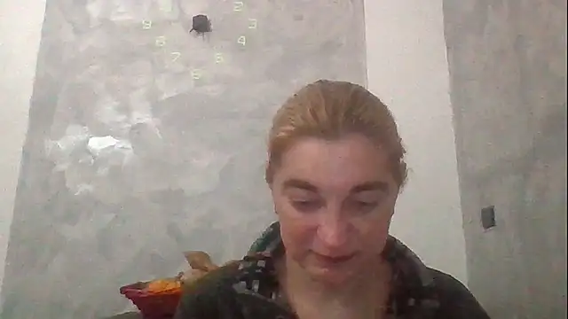 Snapshot of GoldenAngelMilf chatting on 02.25.26 GoldenAngelMilf online show from 02.25.26