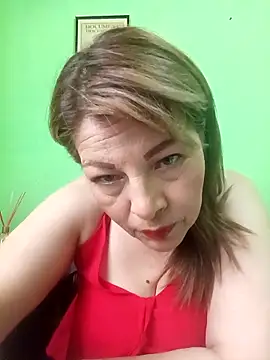 Snapshot of VANESSA__01 chatting on 10.16.25 VANESSA 01 online show from 10.16.25