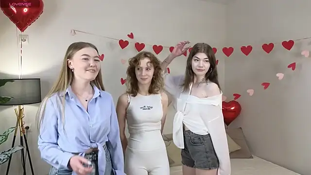 TwixieGuo online show from 02.15.26