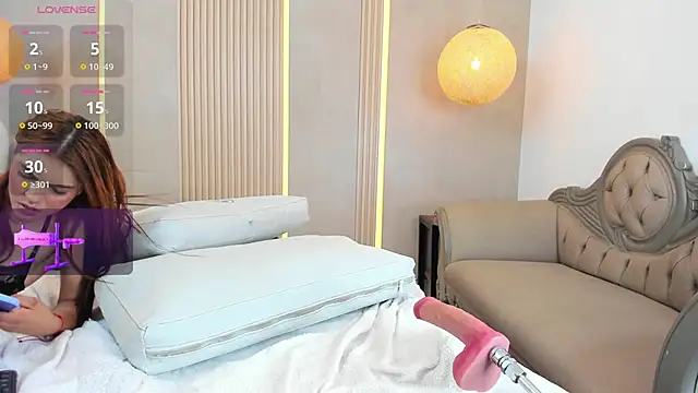 beca winn online show from 11.13.25