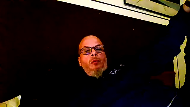 ilmilanese76 online show from 02.24.26