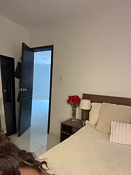 Snapshot of Capricho_01 chatting on 02.26.26 Capricho 01 online show from 02.26.26