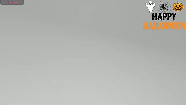 Snapshot of sofi_laane chatting on 10.31.25 sofi laane online show from 10.31.25