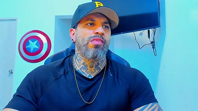 Snapshot of JoshRigby chatting on 01.18.26 JoshRigby online show from 01.18.26