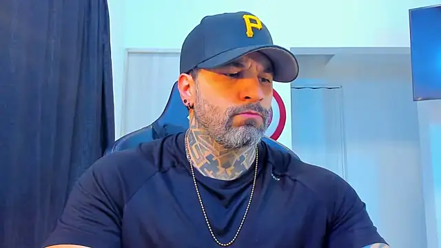 Snapshot of JoshRigby chatting on 02.01.26 JoshRigby online show from 02.01.26