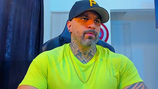 Snapshot of JoshRigby chatting on 02.03.26 JoshRigby online show from 02.03.26