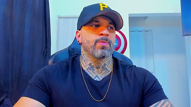 Snapshot of JoshRigby chatting on 02.06.26 JoshRigby online show from 02.06.26