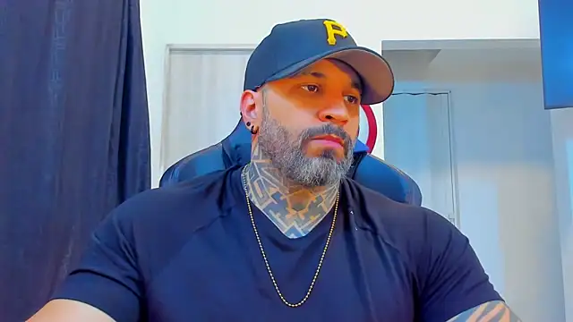 Snapshot of JoshRigby chatting on 02.14.26 JoshRigby online show from 02.14.26