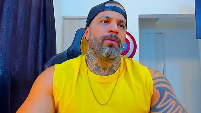 Snapshot of JoshRigby chatting on 02.16.26 JoshRigby online show from 02.16.26