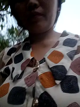 bree-zz online show from 04.05.26