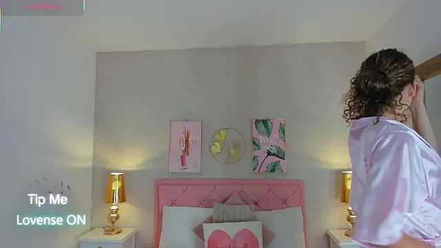 kendallspears 1 online show from 12.04.25