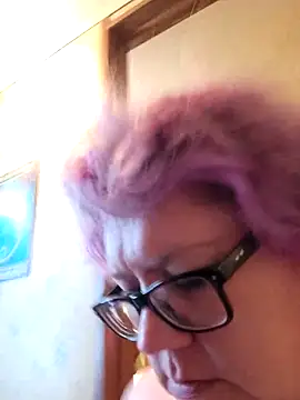 Snapshot of violentviolet68 chatting on 02.09.26 violentviolet68 online show from 02.09.26