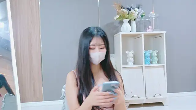 Snapshot of -Rukachi- chatting on 10.18.25 -Rukachi- online show from 10.18.25