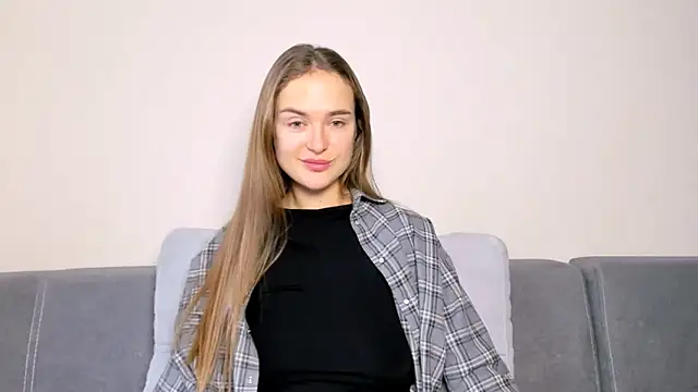 LilMary  online show from 12.18.25