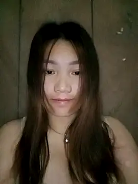 min-xinh online show from 11.05.25