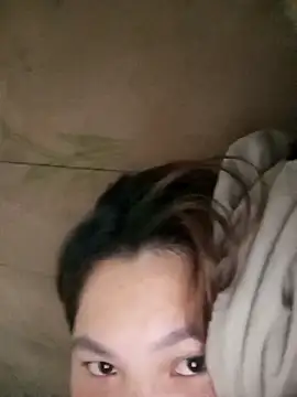 min-xinh online show from 12.04.25