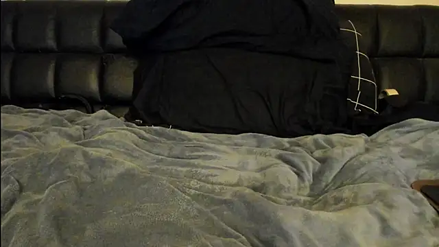 Snapshot of toolmaster2000 chatting on 11.18.25 toolmaster2000 online show from 11.18.25