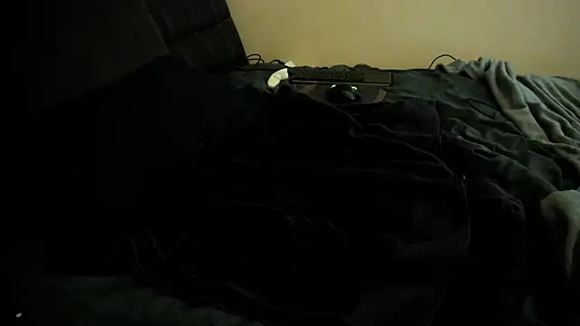 Snapshot of toolmaster2000 chatting on 01.15.26 toolmaster2000 online show from 01.15.26