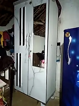 Snapshot of Lona2525 chatting on 10.15.25 Lona2525 online show from 10.15.25