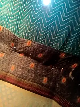 Snapshot of Lona2525 chatting on 12.03.25 Lona2525 online show from 12.03.25