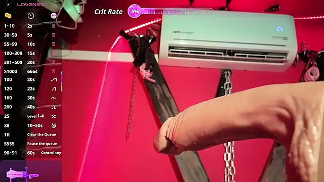 Snapshot of EVADANGERBDSM_ chatting on 10.30.25 EVADANGERBDSM online show from 10.30.25