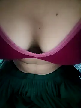 Snapshot of kavita_bhabi chatting on 11.30.25 kavita bhabi online show from 11.30.25