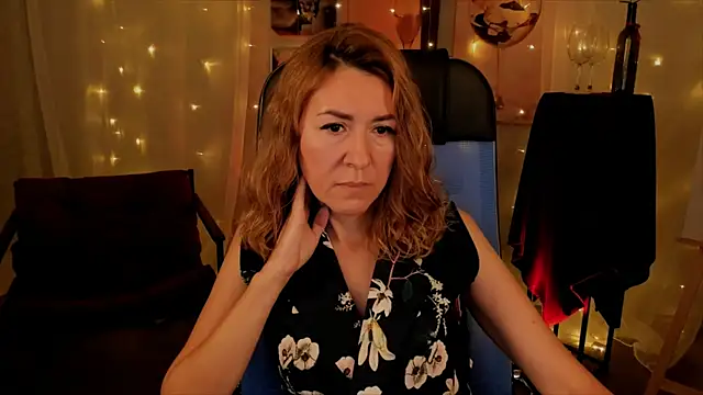 DonnaSmitth online show from 11.13.25