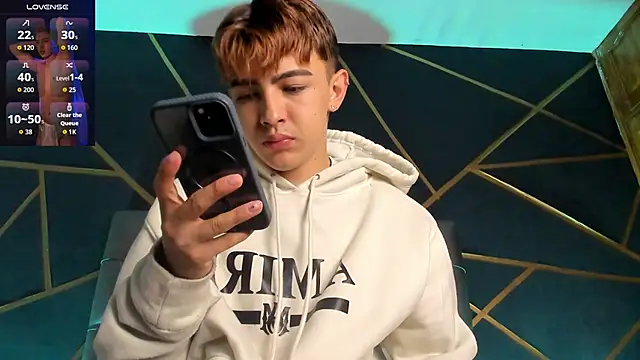 Lian Miller1  online show from 12.16.25