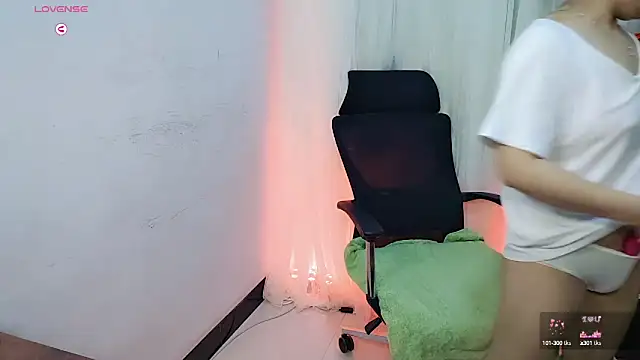 NEWONETO online show from 10.02.25