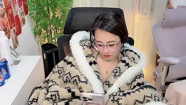 NEWONETO online show from 01.17.26