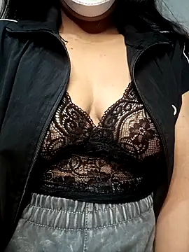 Snapshot of LenaCii chatting on 02.18.26 LenaCii online show from 02.18.26