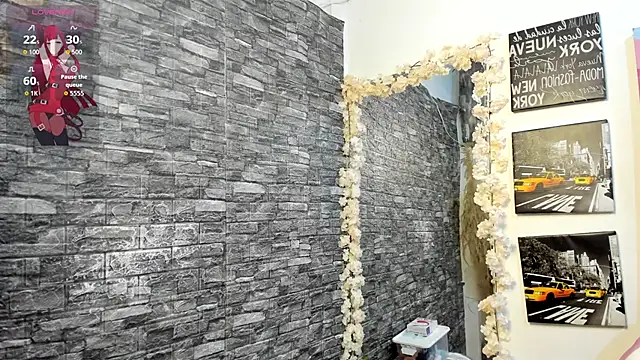 Snapshot of valery__star chatting on 11.13.25 valery star online show from 11.13.25