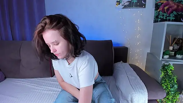 Snapshot of Violet_Ferguson chatting on 11.23.25 Violet Ferguson online show from 11.23.25