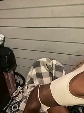 Snapshot of gingergirl67_ chatting on 11.04.25 gingergirl67 online show from 11.04.25