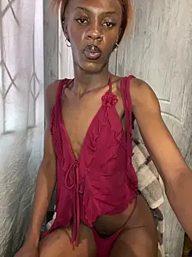 Snapshot of gingergirl67_ chatting on 12.21.25 gingergirl67 online show from 12.21.25