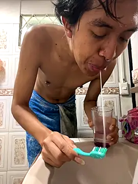 MadamLeRouge online show from 12.05.25