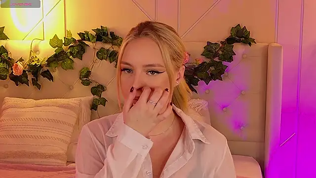 EllyLinn online show from 02.24.26