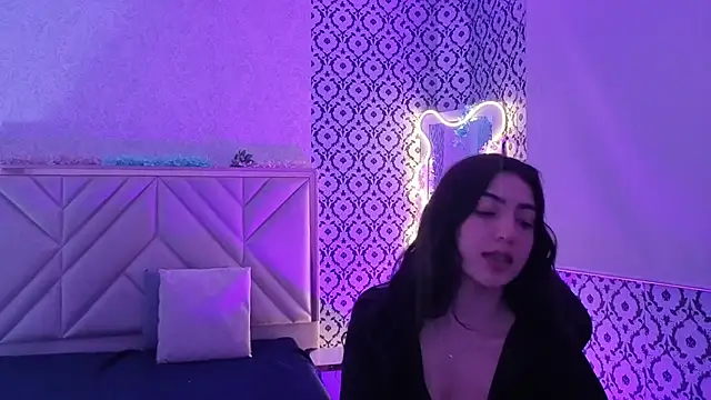 Ixchel tay online show from 02.13.26