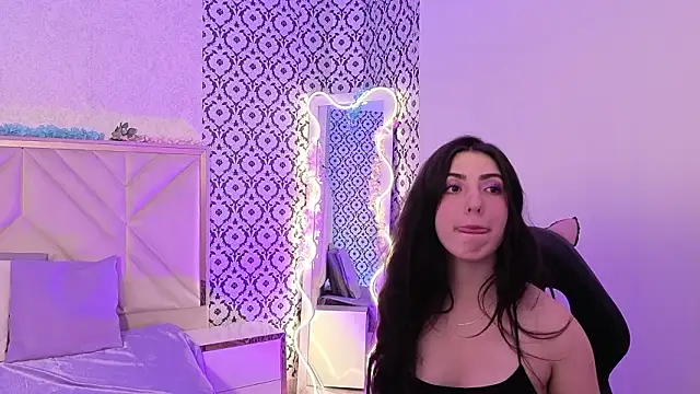 Ixchel tay online show from 03.02.26