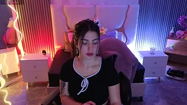 Snapshot of Ixchel_tay chatting on 04.23.26 Ixchel tay online show from 04.23.26