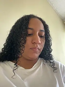 Snapshot of jesicamonroe44 chatting on 10.17.25 jesicamonroe44 online show from 10.17.25