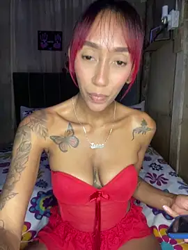 Snapshot of Zasha_Romero chatting on 11.20.25 Zasha Romero online show from 11.20.25