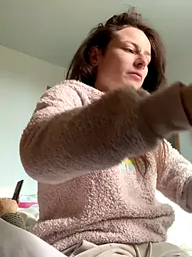 GoldenPussy1329 online show from 01.06.26