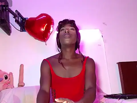 Snapshot of taylor_hot85 chatting on 10.11.25 taylor hot85 online show from 10.11.25