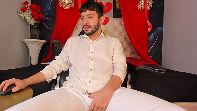 VynnyBlacke  online show from 02.15.26