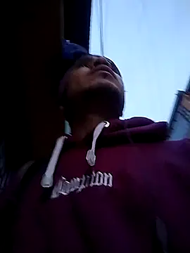 Snapshot of Angel_3-0 chatting on 11.06.25 Angel 3-0 online show from 11.06.25